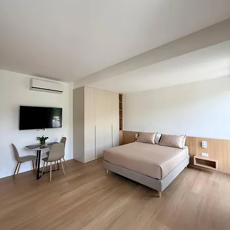 Adagio بيت للعطل *