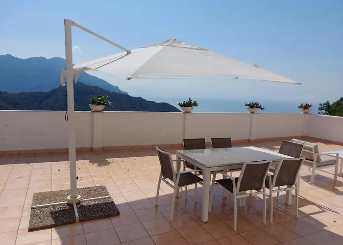 Adagio ラヴェッロ