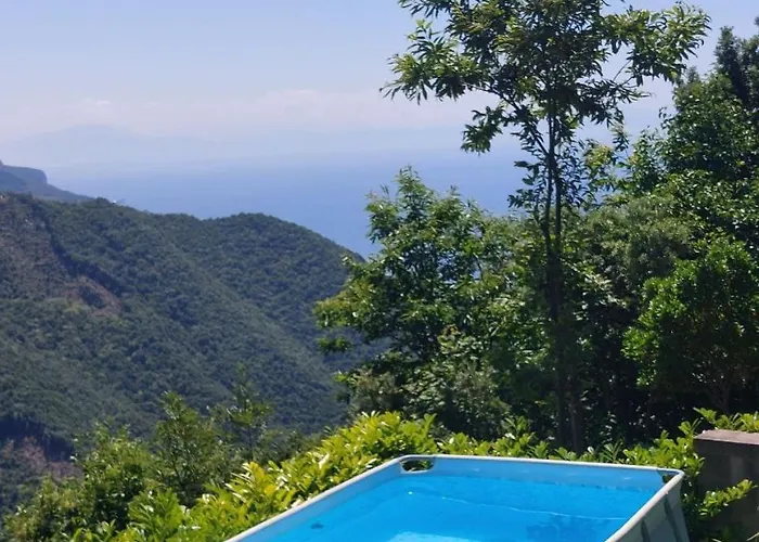 別荘 Adagio ラヴェッロ